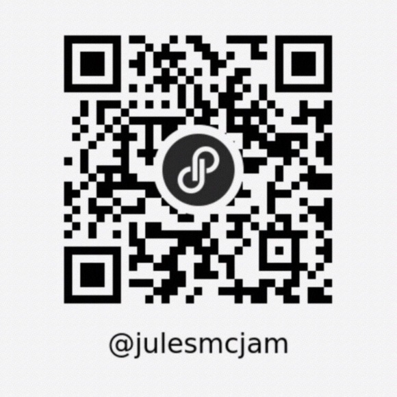 Vintage Delicate Romantic Filigree Rhinestone Clip On Earrings Silver Tone Sweet - Picture 11 of 11